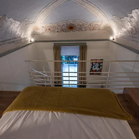 Des Bains & بيت ضيافة 4*
