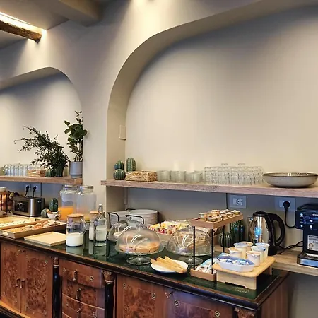 Des Bains & بيت ضيافة 4*